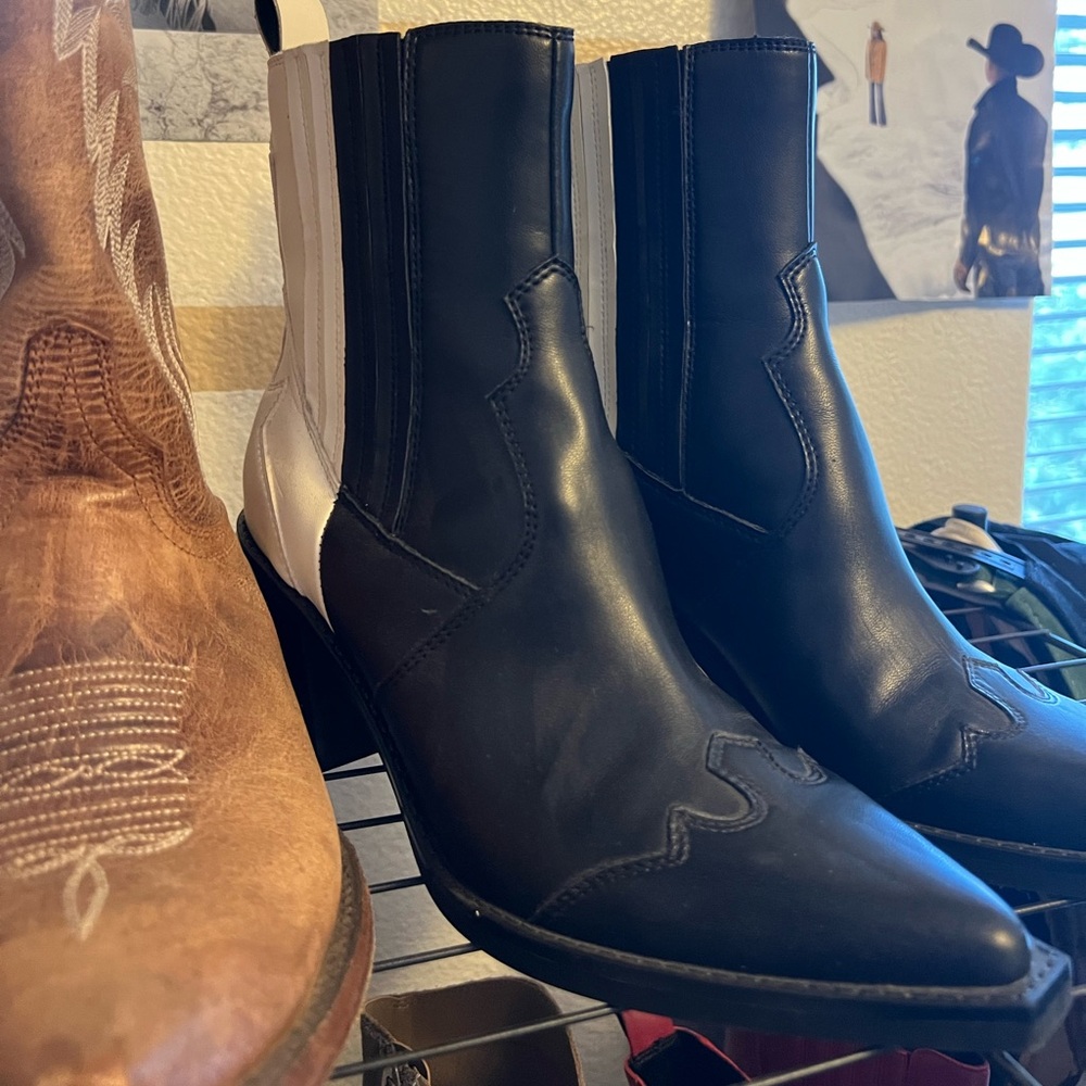 Dolce Vita Ramson Western Boot size 7
